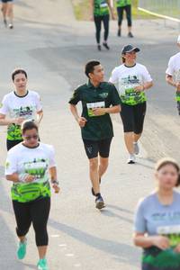 BIB: 
                            <button type="button" onclick="openModal(3553097)" class="btn btn-primary btn-sm float-right btn-popup" data-toggle="modal" data-target=".modal-high-quality">
                        <i class="fas fa-shopping-cart"></i> Add to Cart
                    </button>
                                            <button type="button" onclick="isThisMe(3553097, true)" class="btn btn-success btn-sm float-right btn-popup btn-isme hidden" data-toggle="tooltip" data-placement="bottom" title="นี่คือรูปของคุณใช่ไหม คลิกที่นี่เพื่อเอาเข้าอัลบั้ม">
                        <i class="fas fa-plus"></i> Add to album
                    </button>
                    <button type="button" onclick="isThisMe(3553097, false)" class="btn btn-warning btn-sm float-right btn-popup btn-isnotme hidden">
                        <i class="fas fa-ban"></i> Remove from album
                    </button>